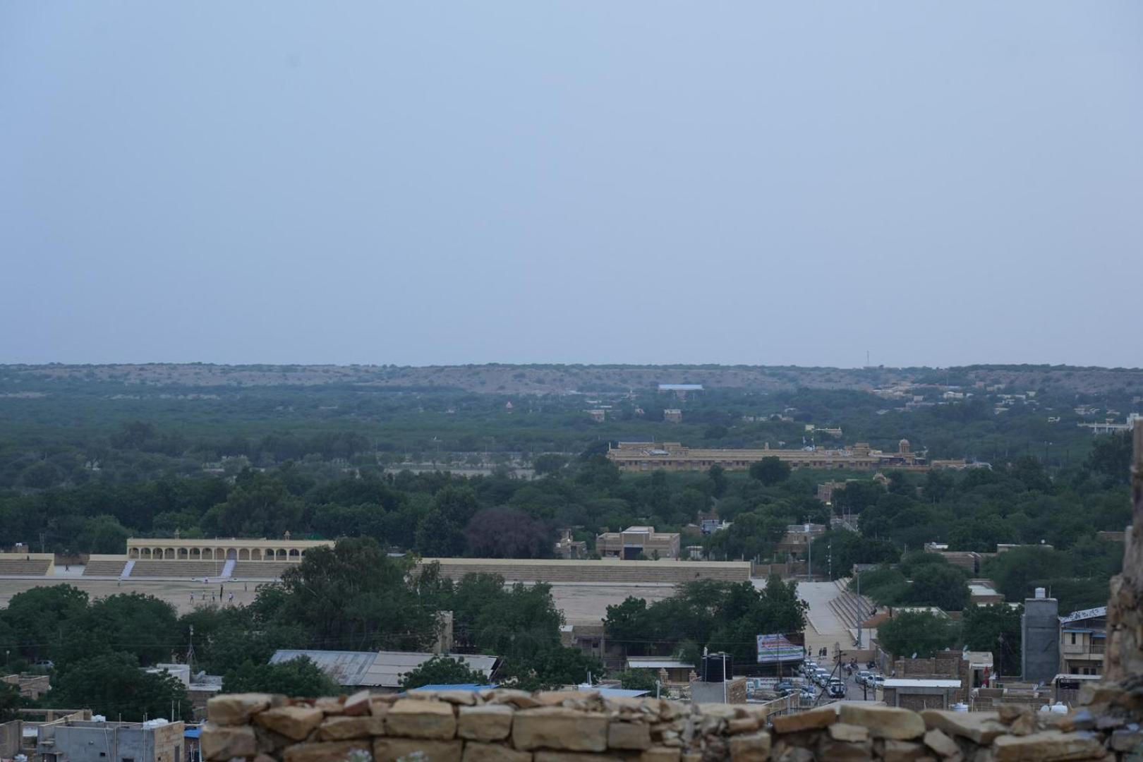 Hotel Mirage Jaisalmer Bagian luar foto