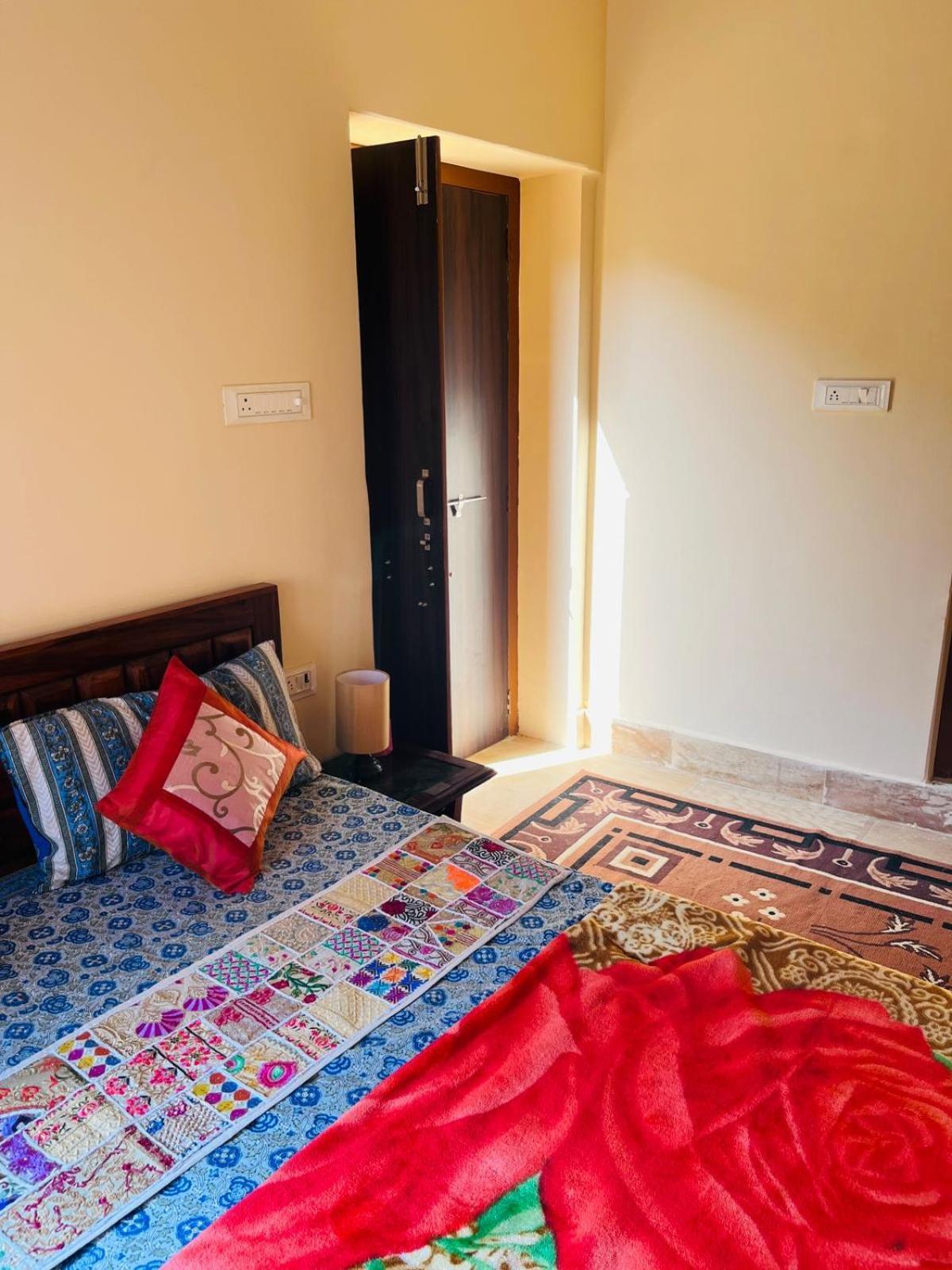 Hotel Mirage Jaisalmer Bagian luar foto